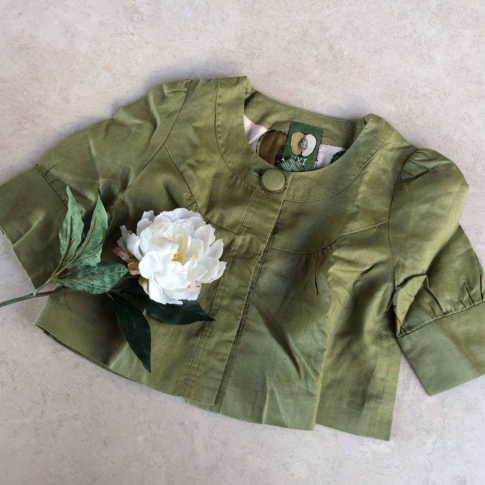 💥Make An Offer💥 Vintage Inspired 1/2 Sleeve Shrug Shell